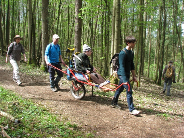 randonnée sportive avec joëlettes, Hotton, 2012